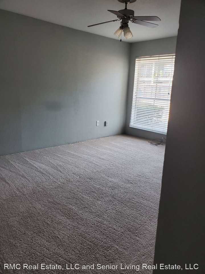 Leasing Office @ 9898 Forum Park Drive - Photo 2 of 6