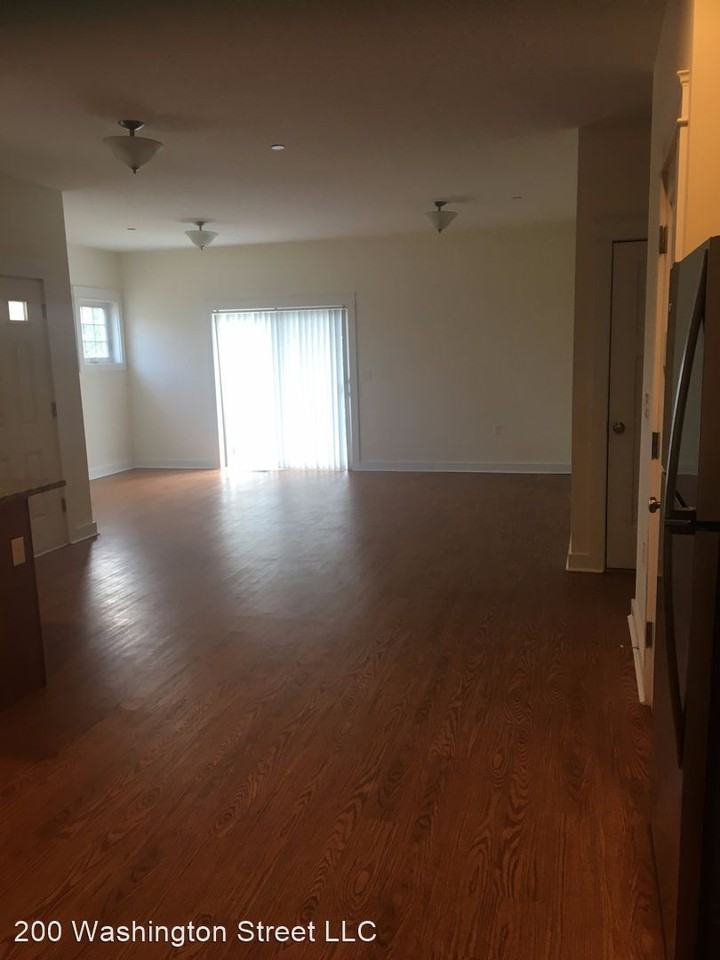 58 Monroe Drive - Photo 2 of 14