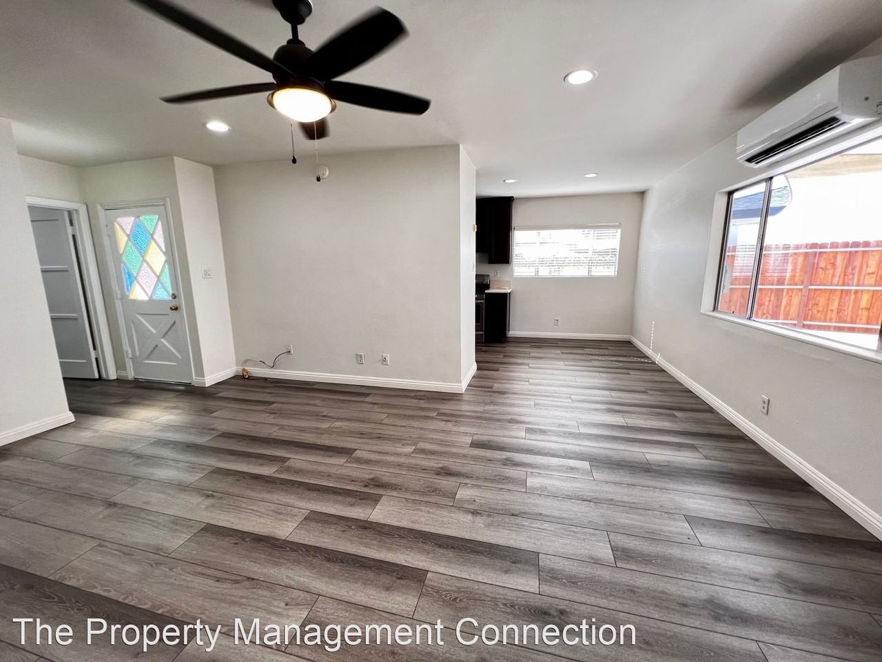 10823 Ringwood Ave - Photo 2 of 34