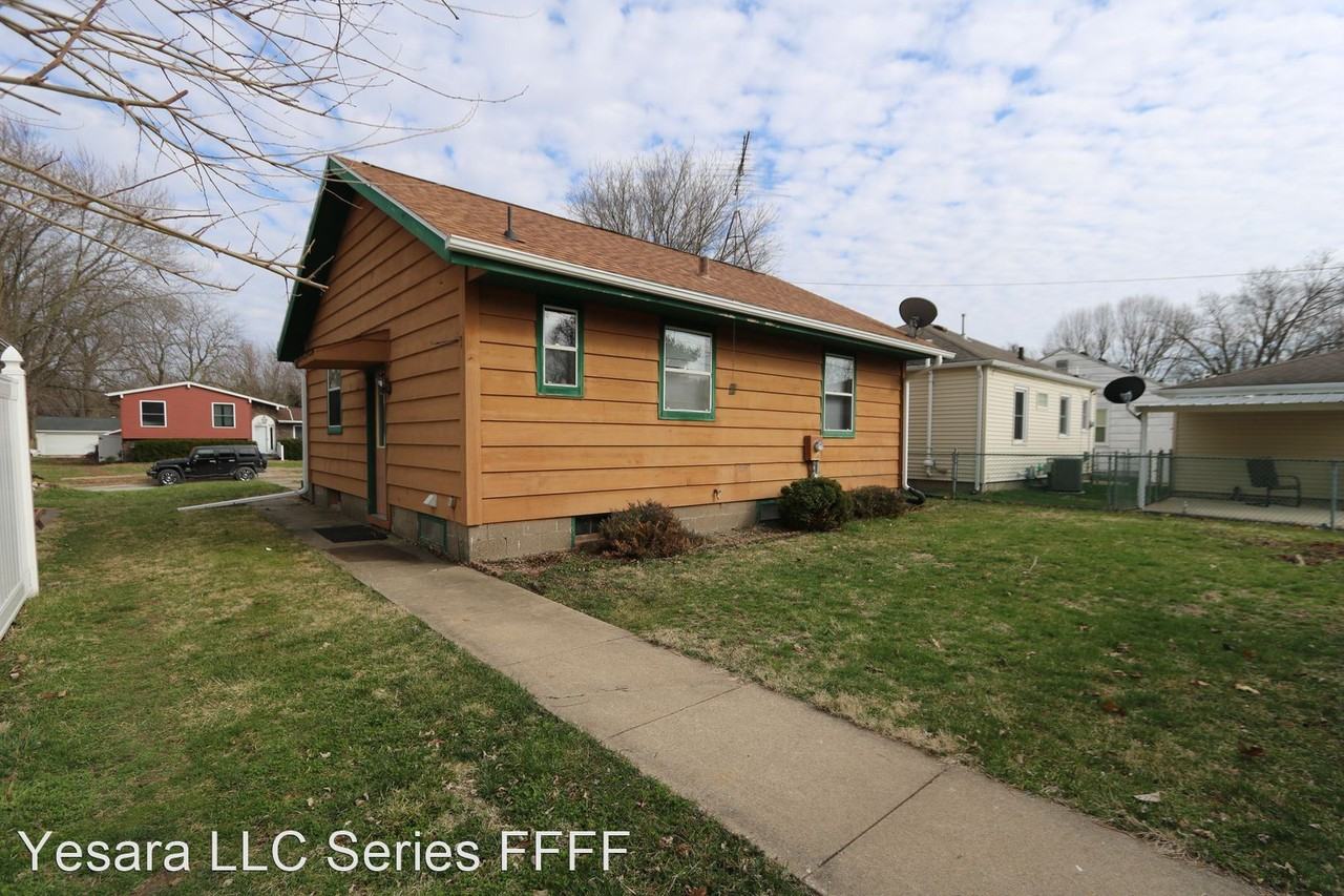 1513 S 8th St - Photo 2 of 15