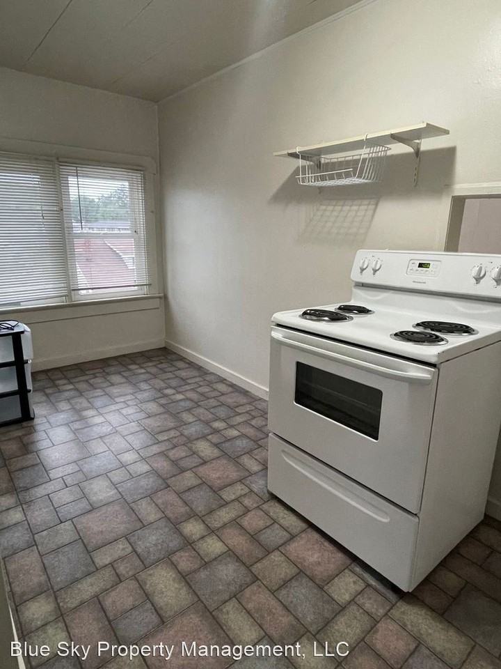 100 S College Ave - Photo 3 of 7