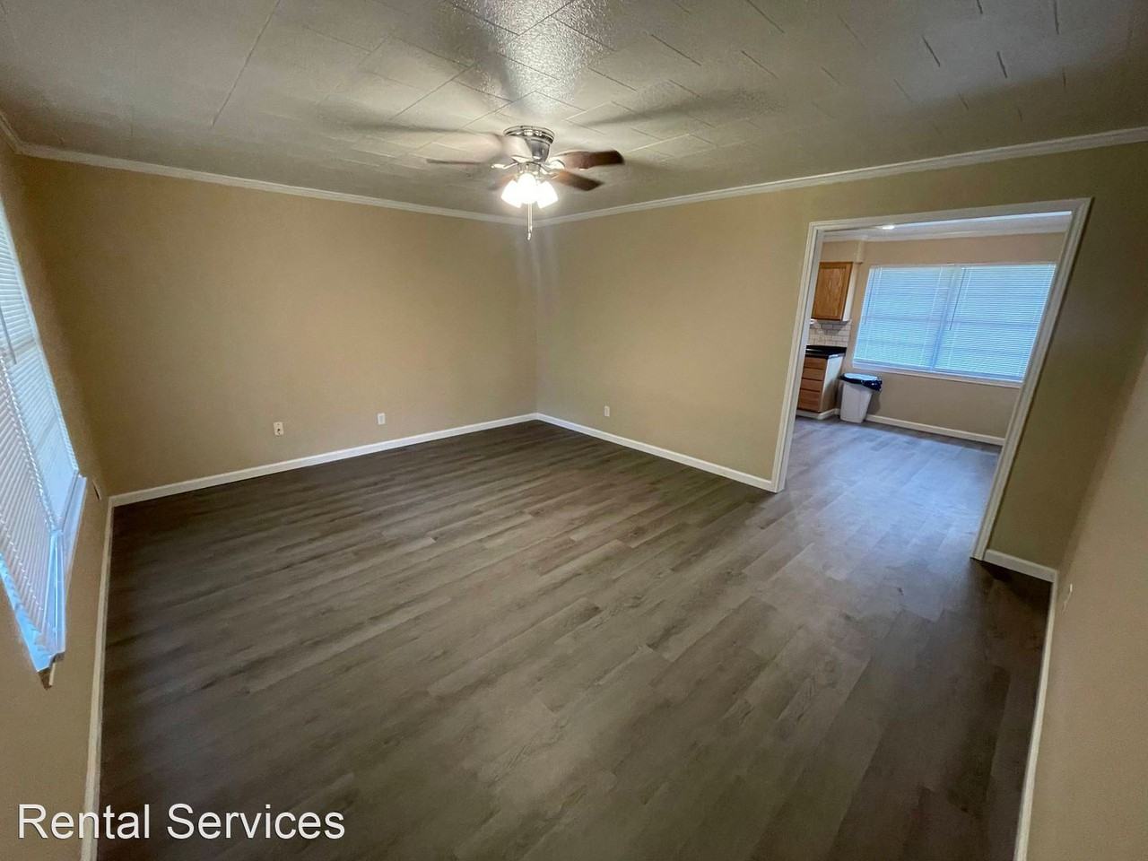 807 S 15th St - Photo 2 of 15