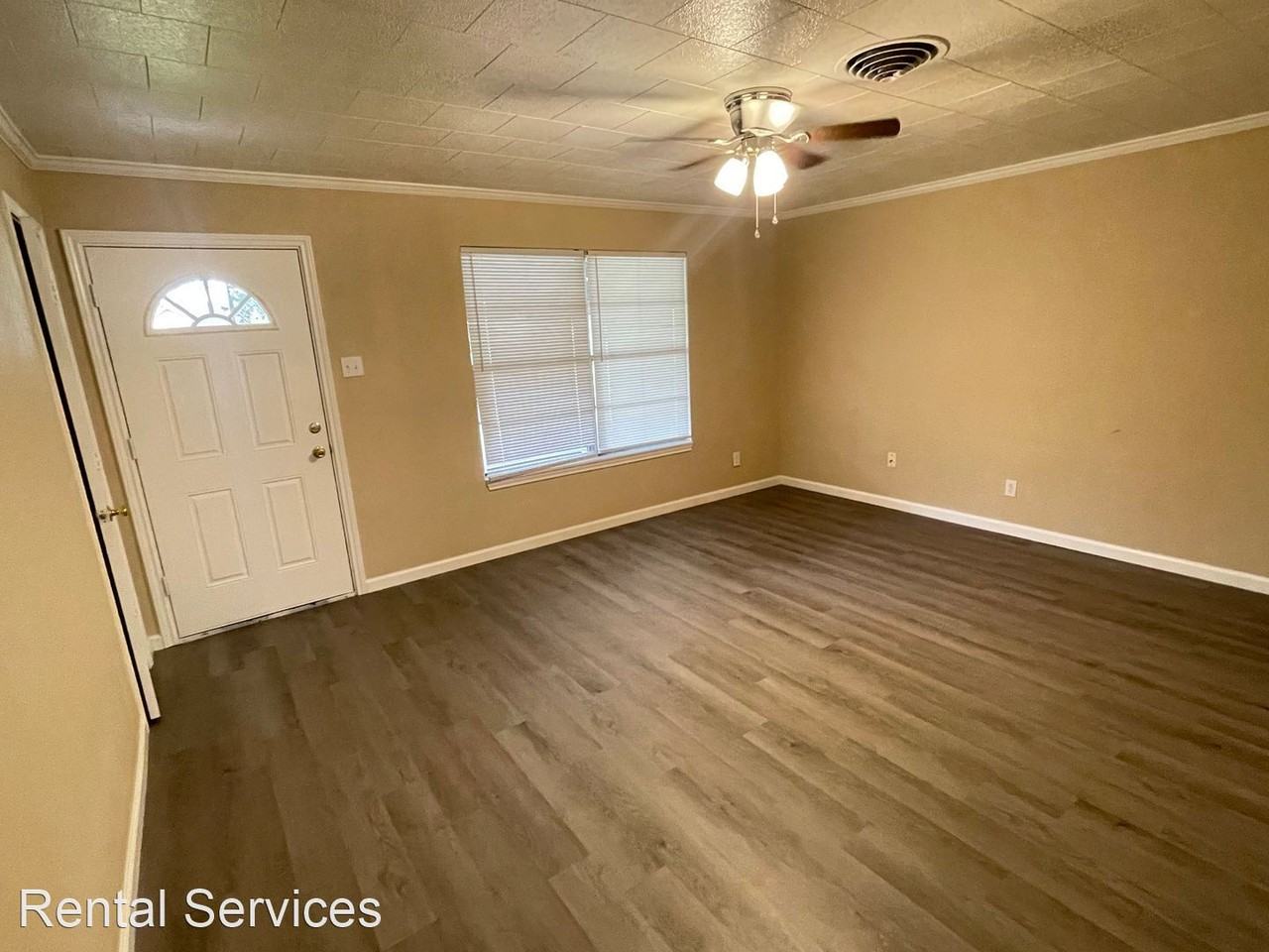 807 S 15th St - Photo 3 of 15