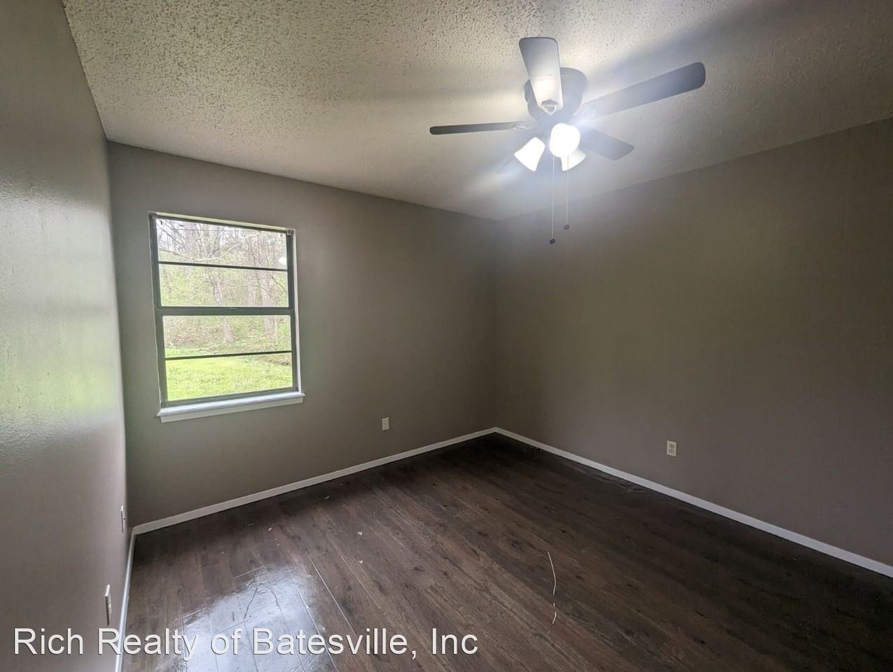 350 Broadwater Lane, 360 Broadwater Lane - Photo 3 of 9