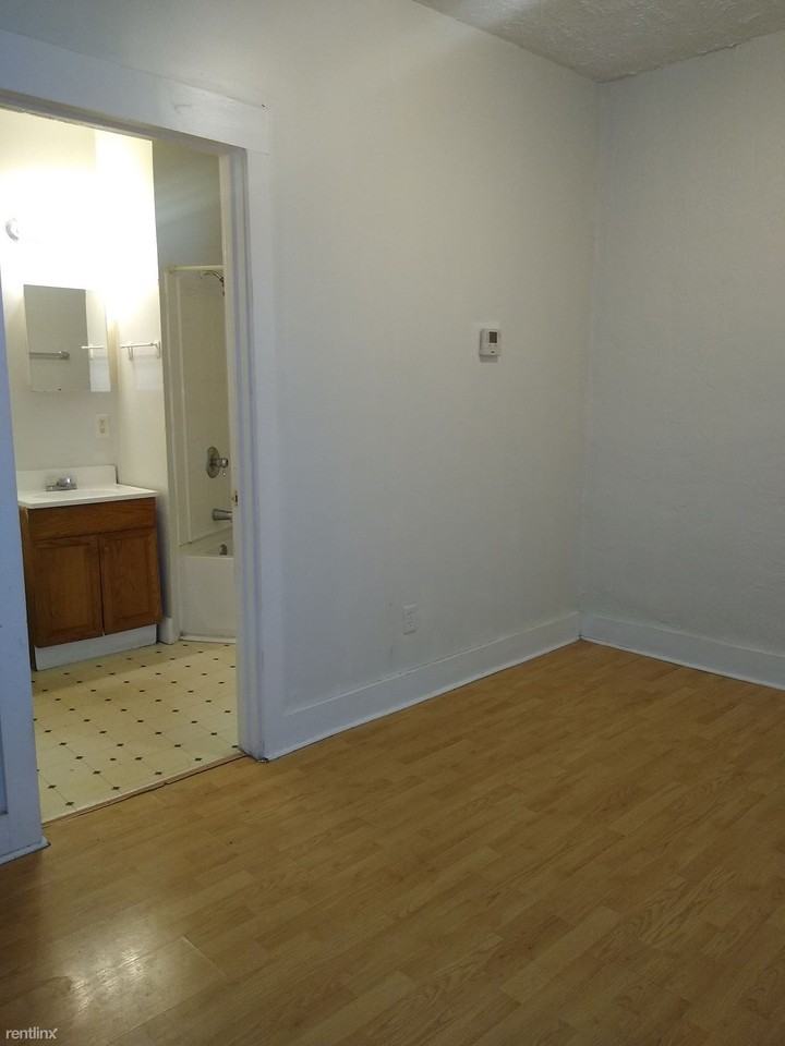 153 Grove Ave - Photo 3 of 7