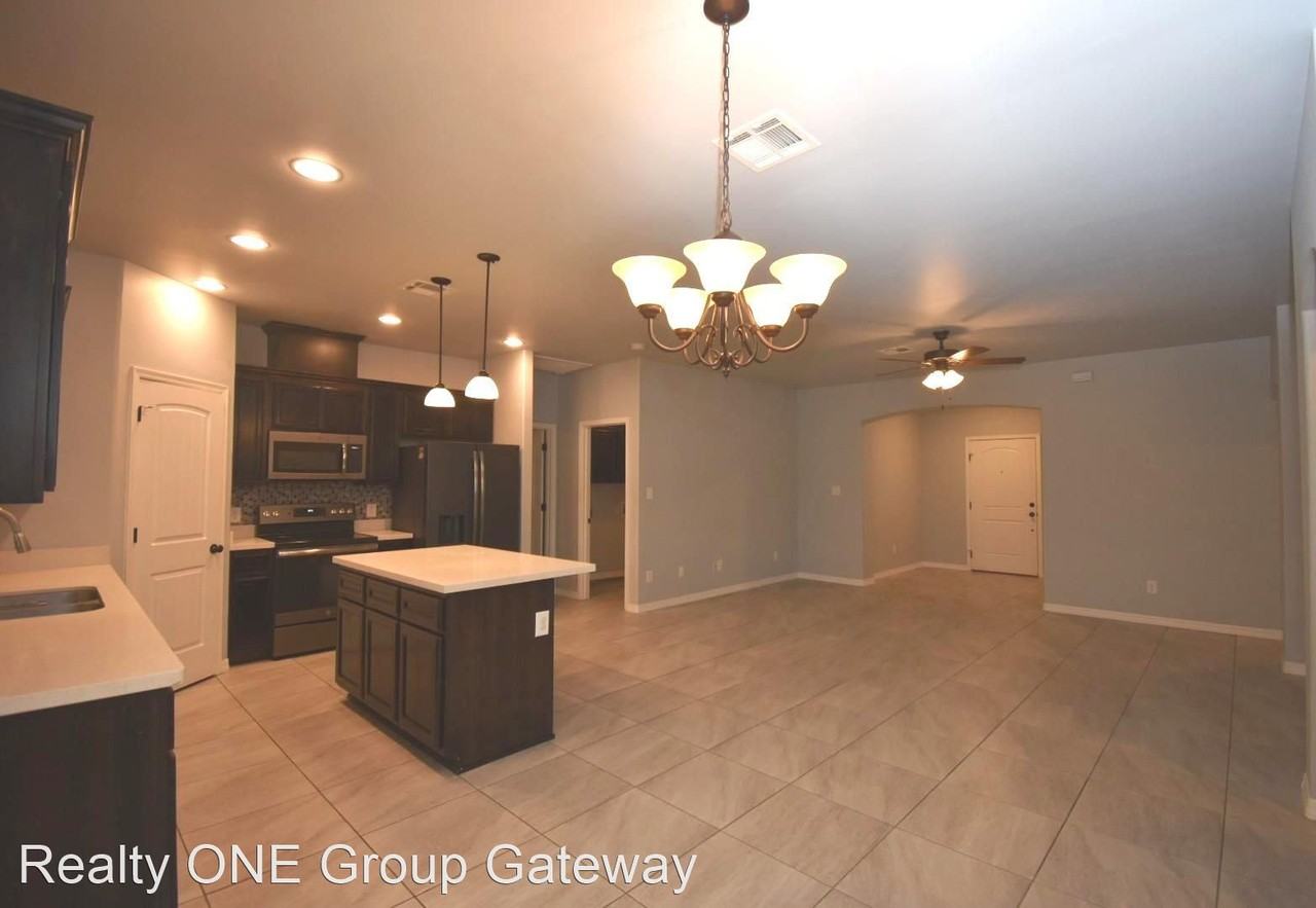 27227 Mesquite Ave - Photo 2 of 16