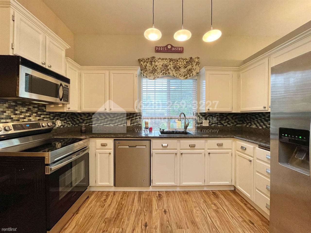 8001 Ne 145th St - Photo 2 of 32