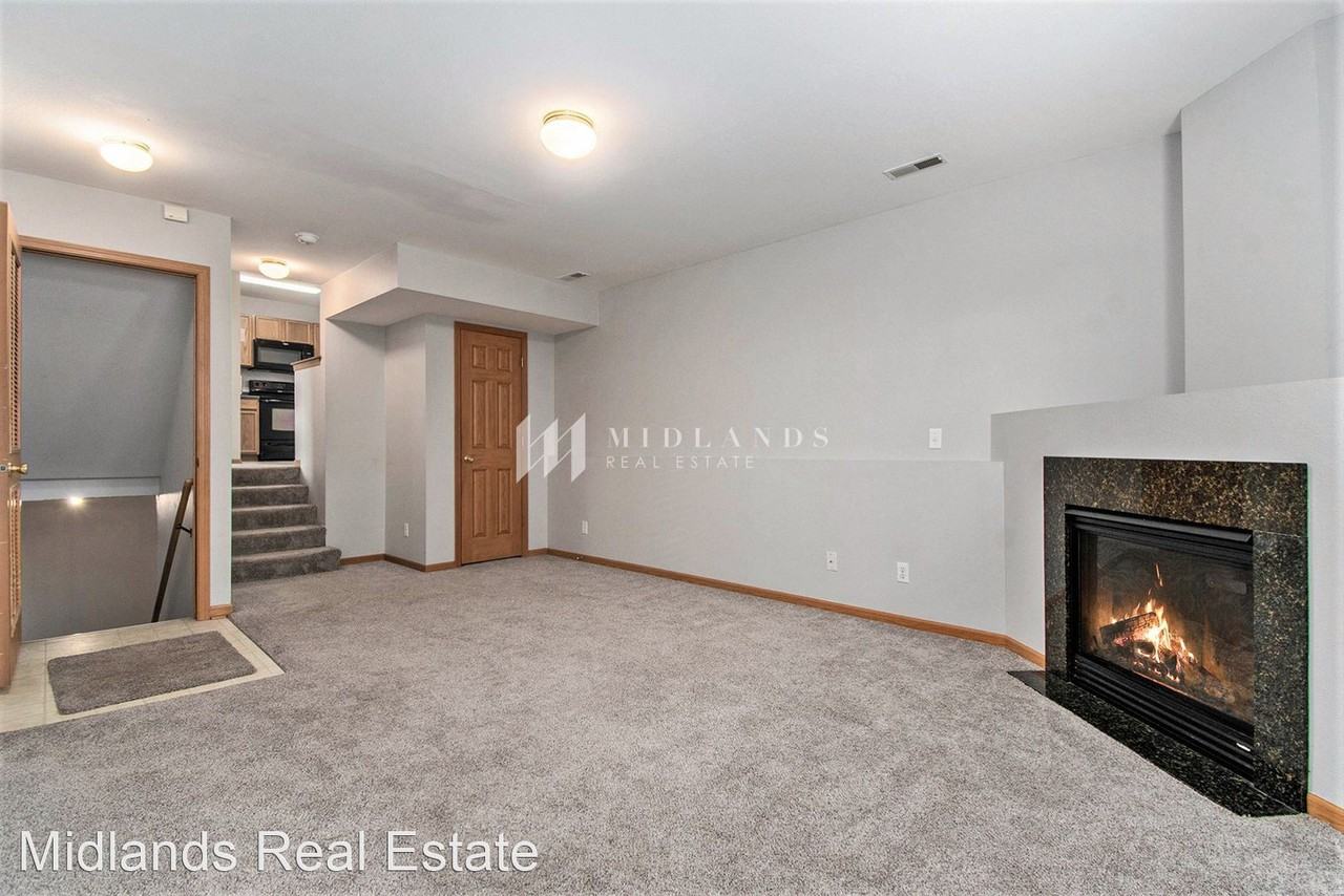 16134 Birch Ave - Photo 3 of 15