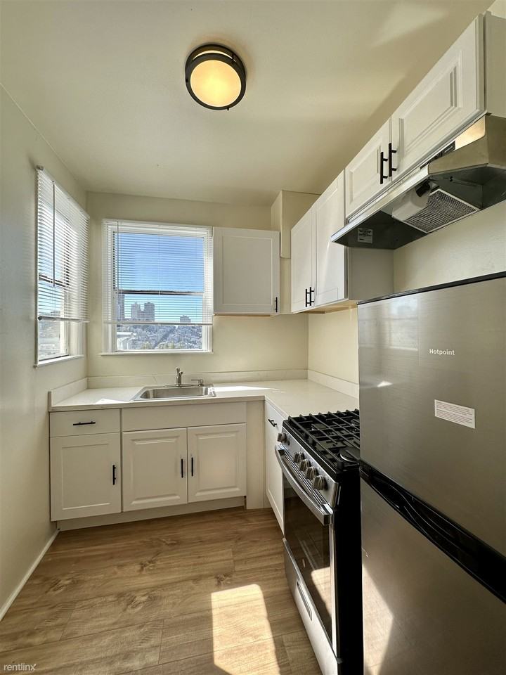 147 Varennes St - Photo 3 of 7