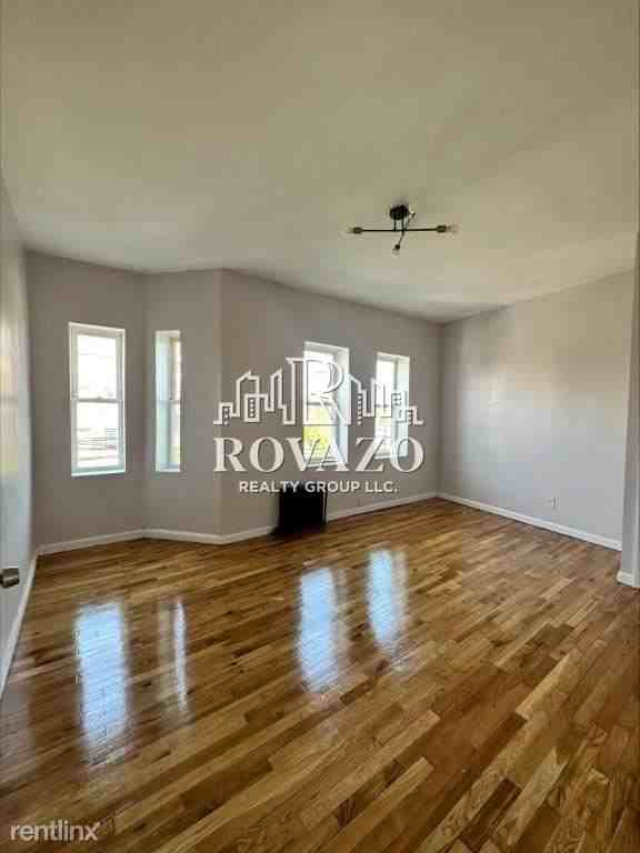 90 2nd Ave - Photo 3 of 6