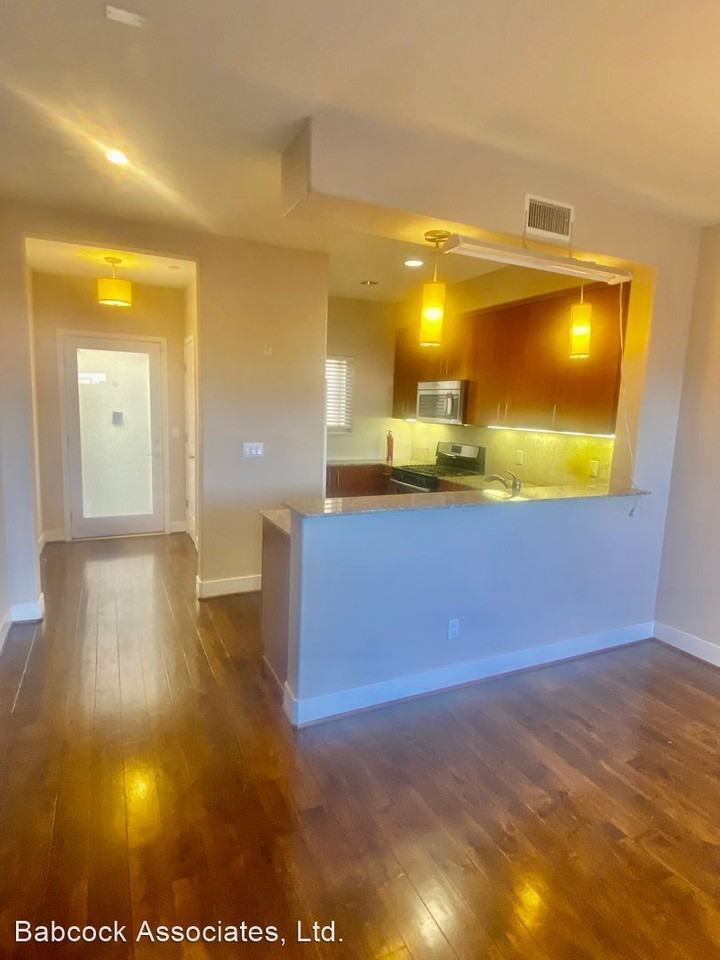 3704 Newton St - Photo 2 of 13