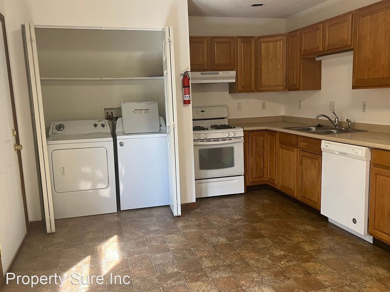 3331 N Kinser Pike - Photo 3 of 14