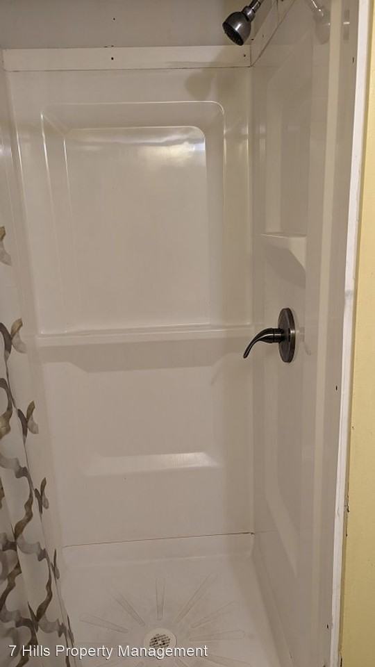 107 Vernon Street - Photo 3 of 10