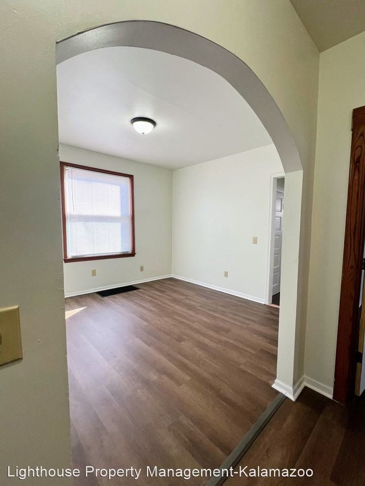 602 Egleston Apartments in Edison, Kalamazoo, MI 49001 Zumper