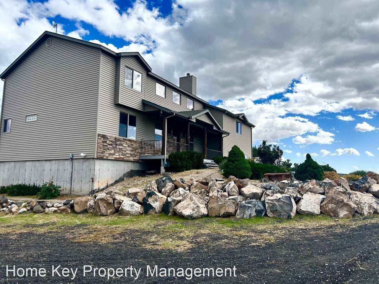 28 W Canal Dr - Photo 2 of 47