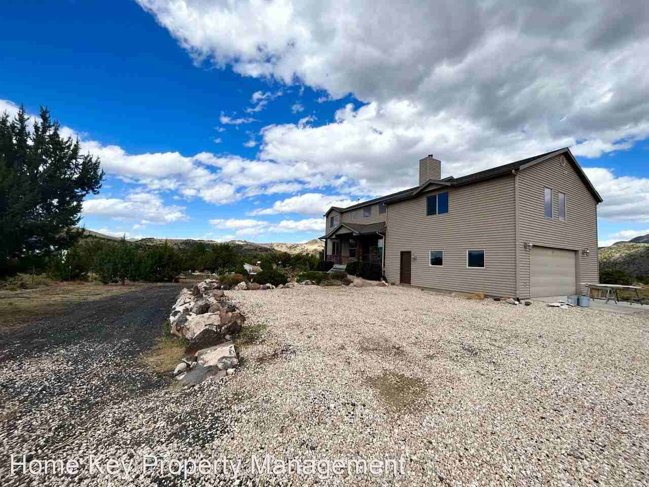 28 W Canal Dr - Photo 3 of 47