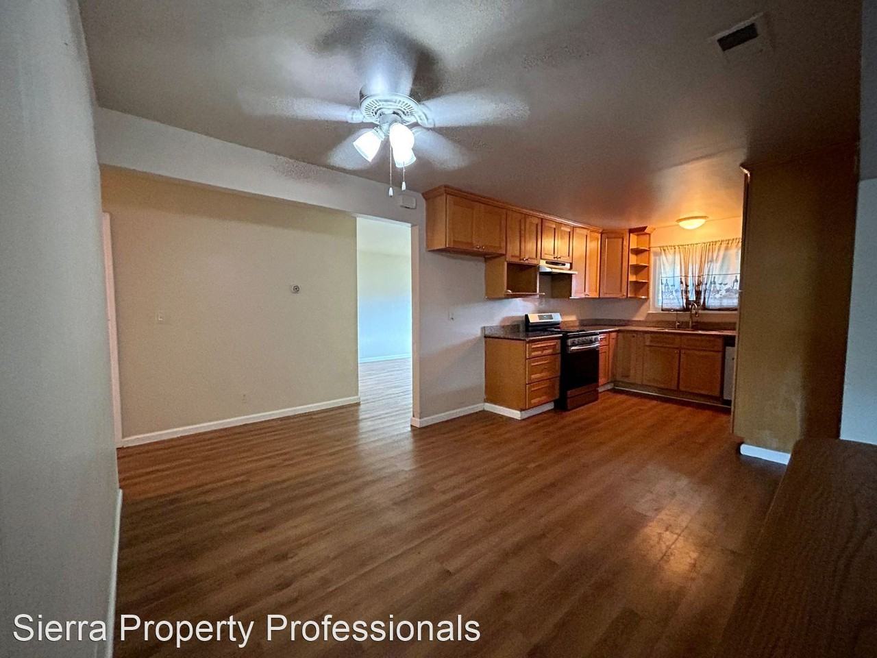 5477 Starcrest Dr - Photo 3 of 14