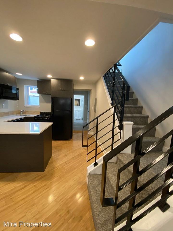 250 South St - Photo 2 of 7