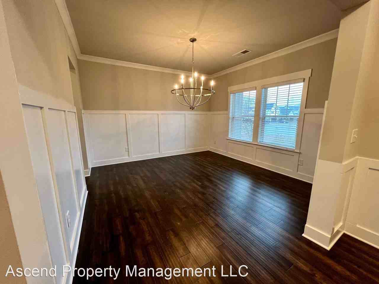 8592 Kensley Ln - Photo 3 of 35