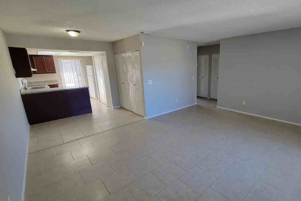 130 Las Brisas Way - Photo 3 of 10