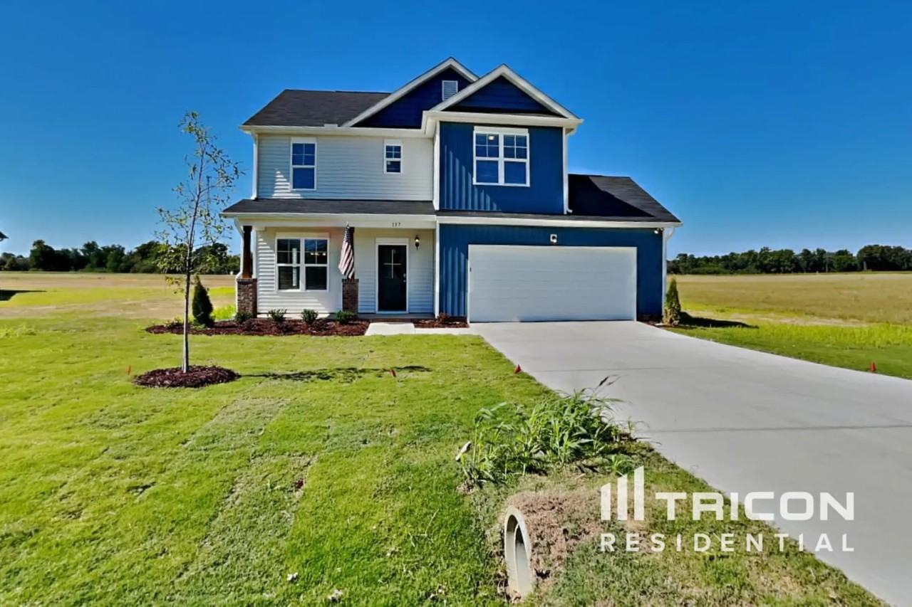 137 Sawyer Mill Dr - Photo 2 of 16