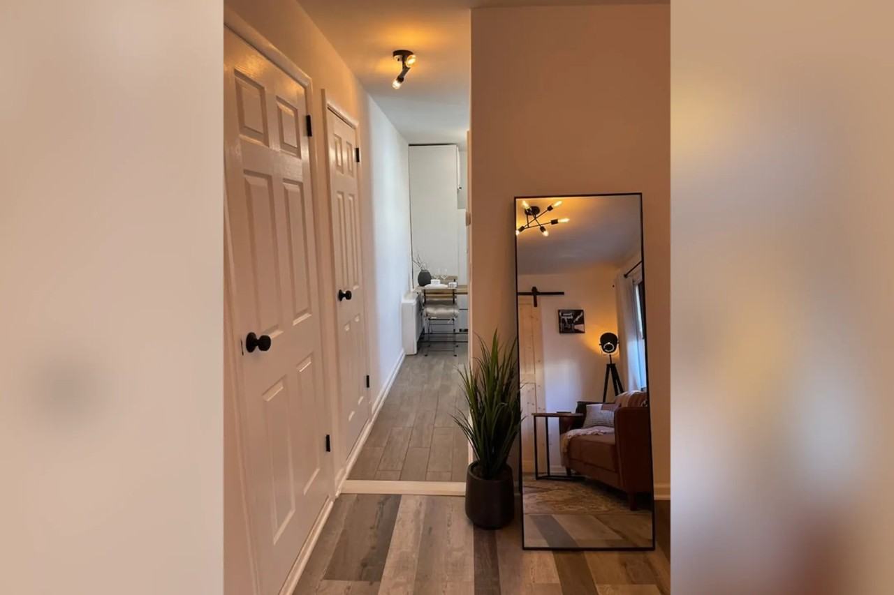 1953 Pilgrim Ave - Photo 3 of 8