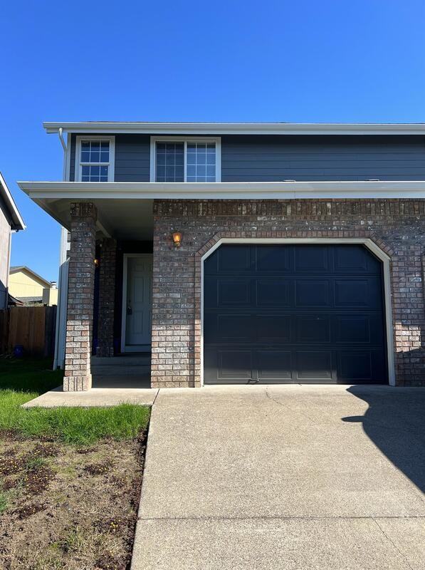 782 N Cloverleaf Loop - Photo 2 of 35