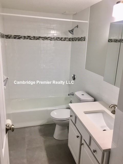 Bedford Rd #20D - Photo 3 of 19