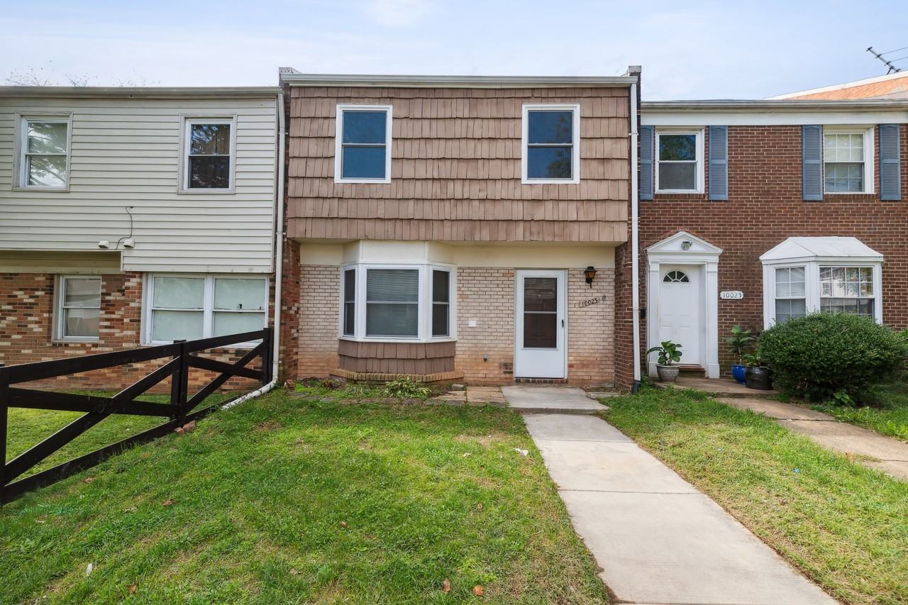 10023 Irongate Way, Manassas, VA 20109 3 Bedroom House for 1,850/month