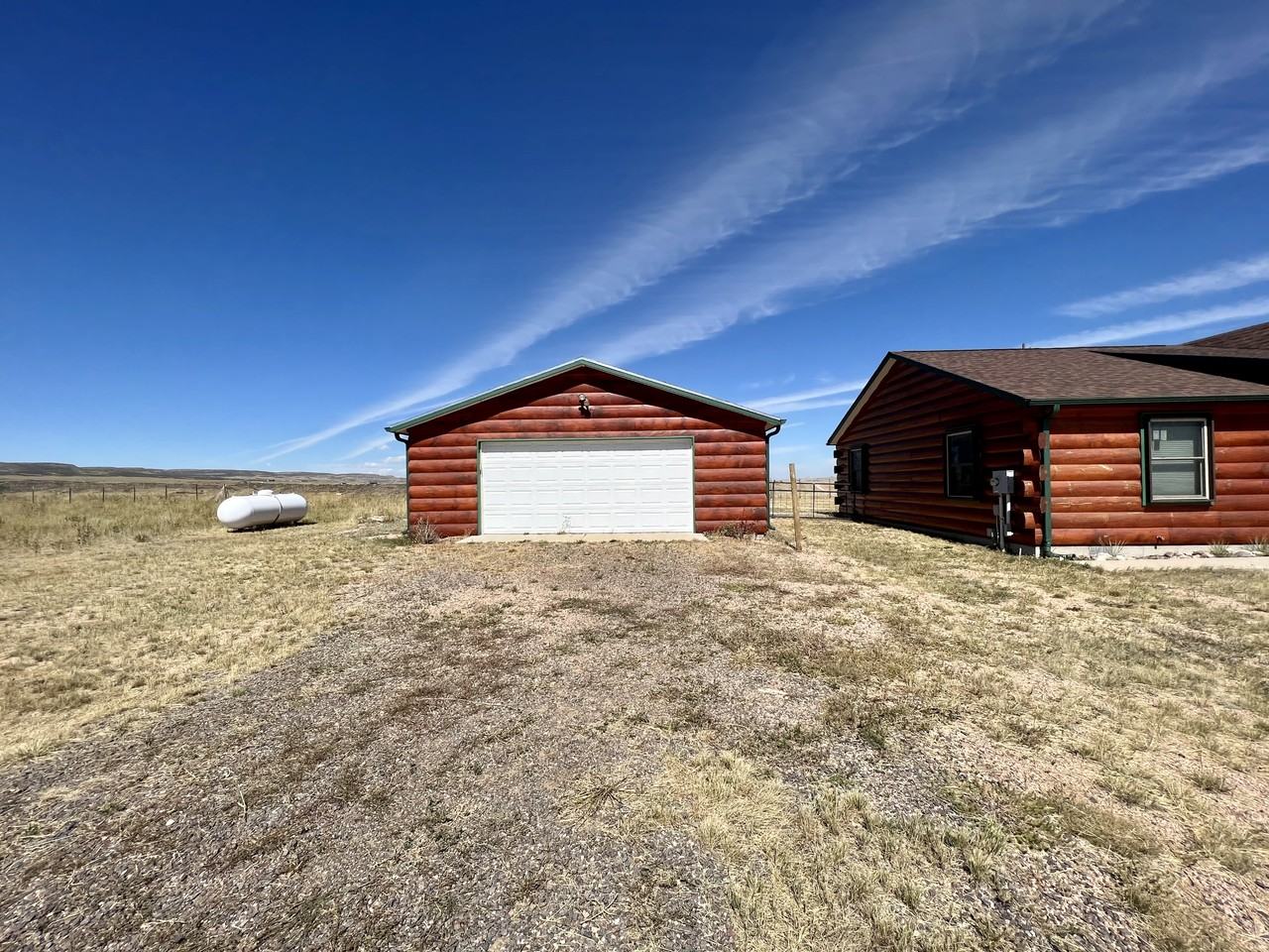 794 Latigo Loop - Photo 3 of 21