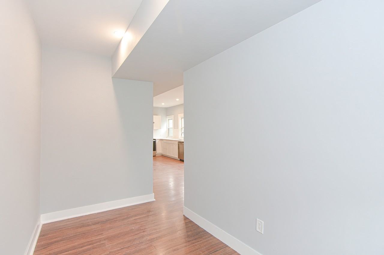 177 Winthrop St - Photo 3 of 32