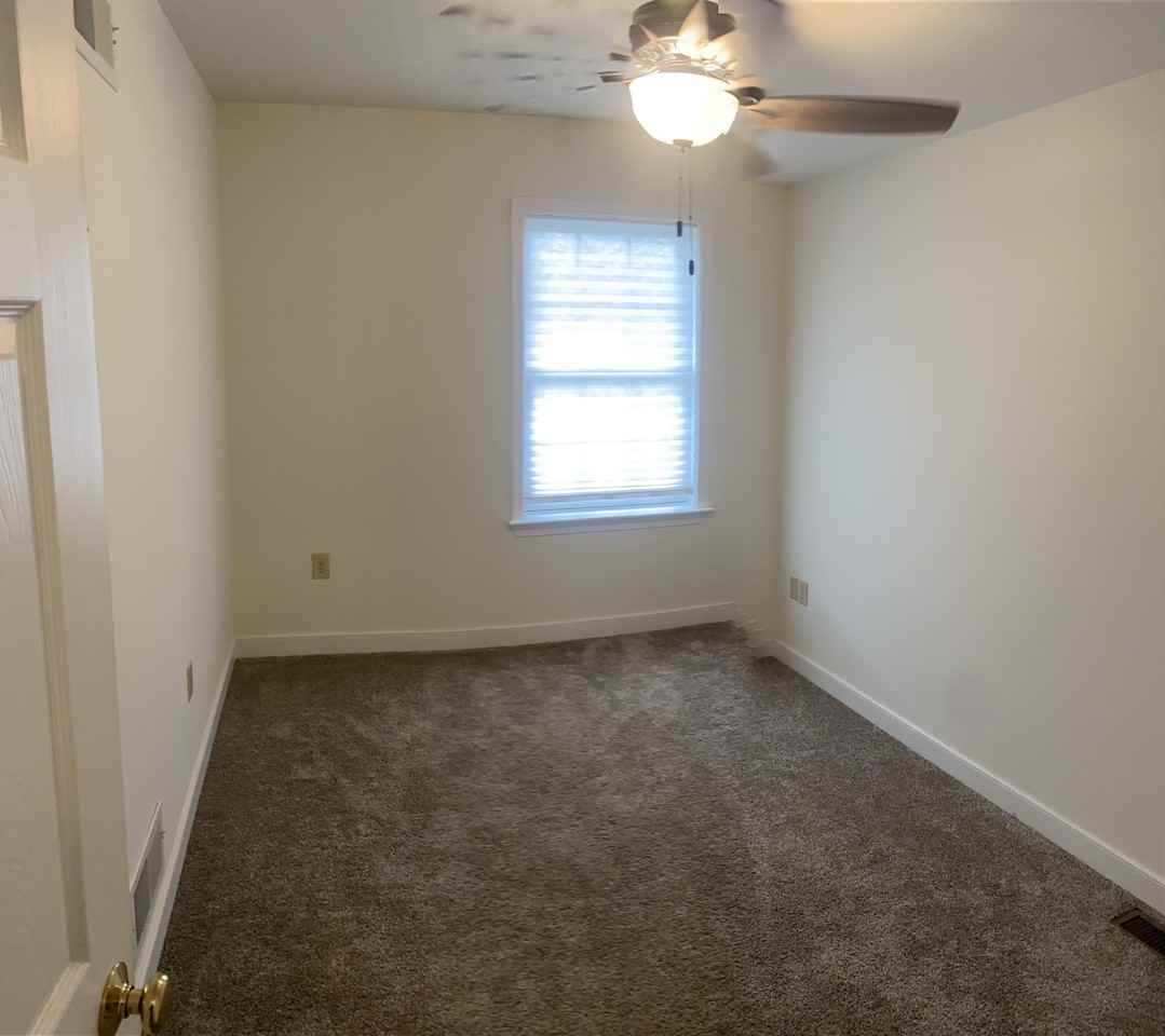 476 Balmer Rd - Photo 4 of 23