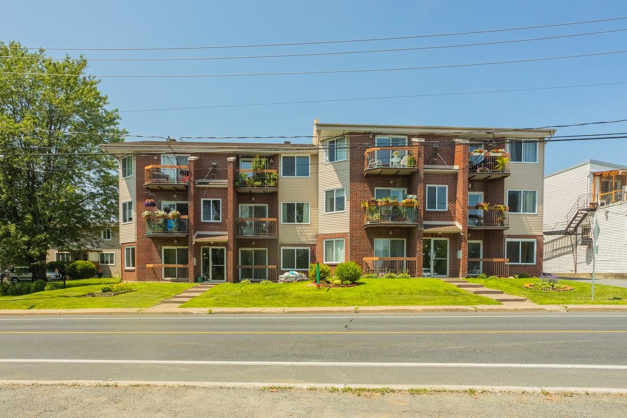 2535 Chemin Richelieu Apartments in Mcmasterville, QC J3G 1T3 Zumper