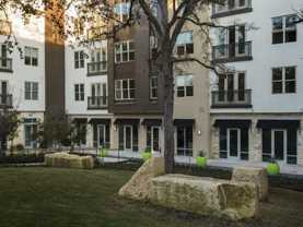 810 S Lamar Blvd #B3-27 - Photo 1 of 1