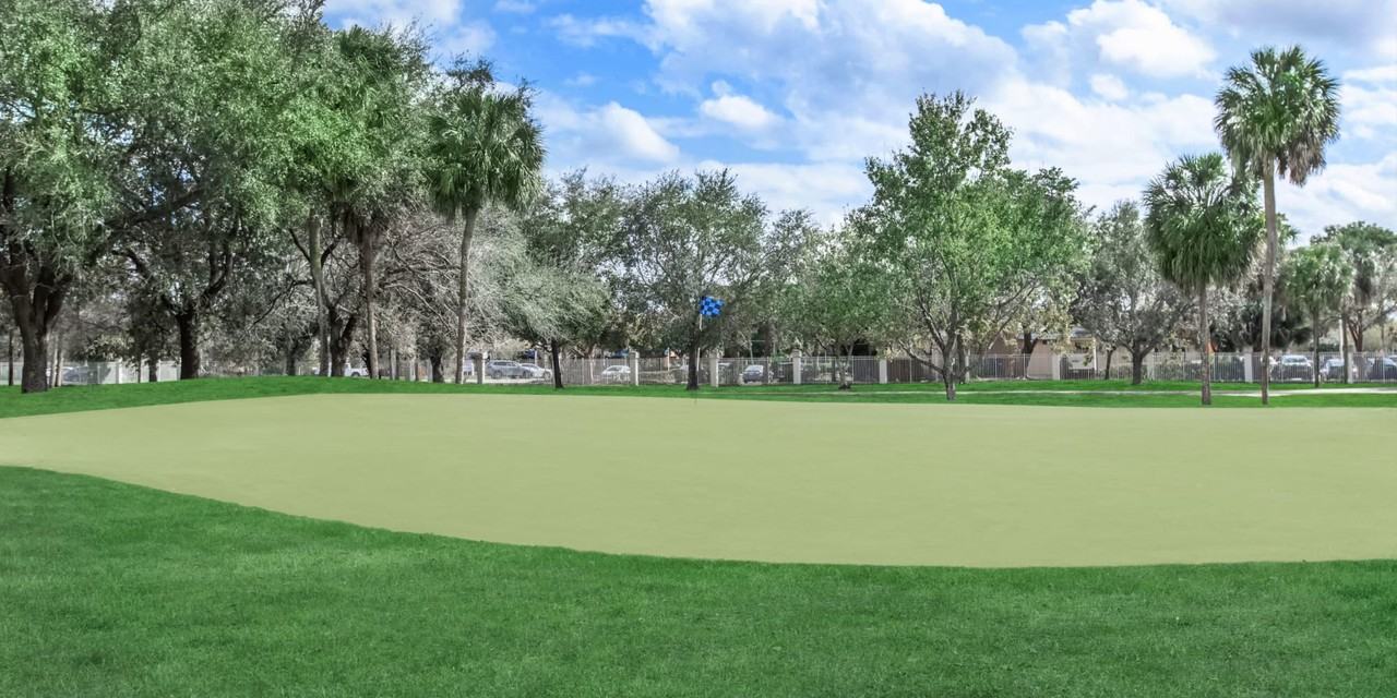 Sunrise On The Green - Photo 3 of 15