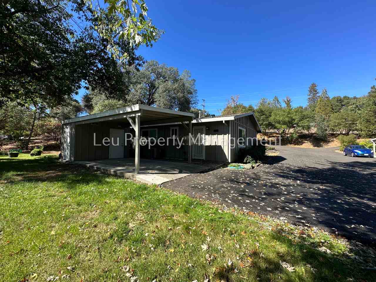 1030 Bridgeview Dr #NA - Photo 2 of 14