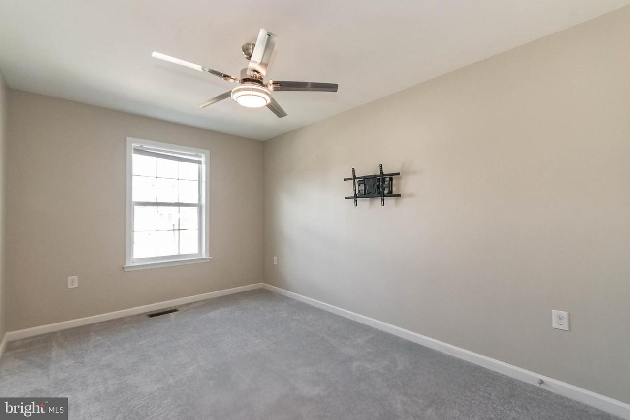 102 Oflannery Ct #1 - Photo 4 of 15