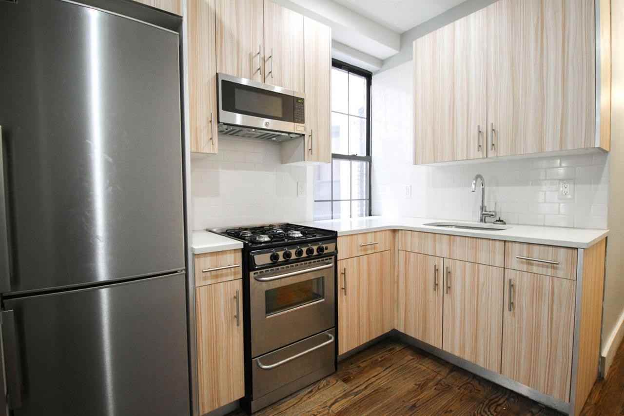 1719 Gates Avenue #1R