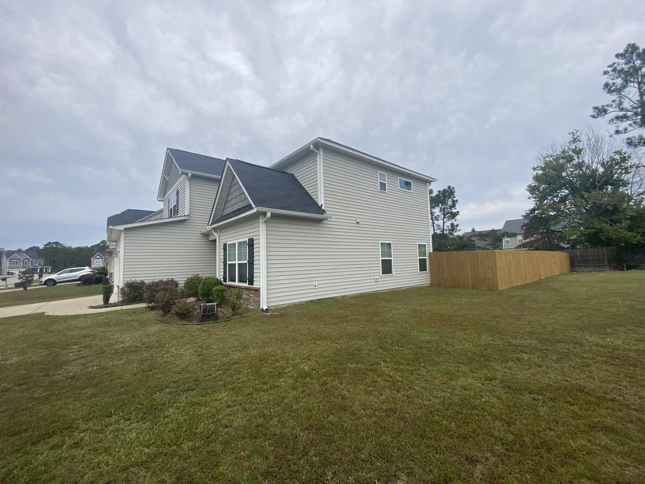 N Kilchattan Dr #1 - Photo 3 of 26