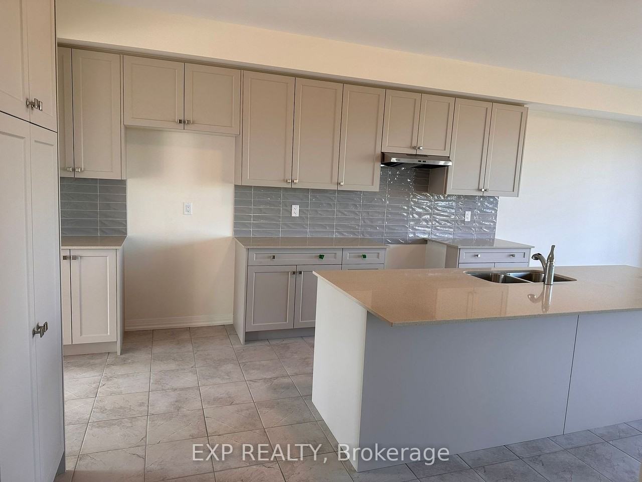 1162 Skyridge Boulevard - Photo 3 of 12