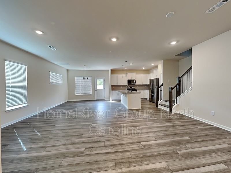 3709 Feltham Ln - Photo 2 of 25