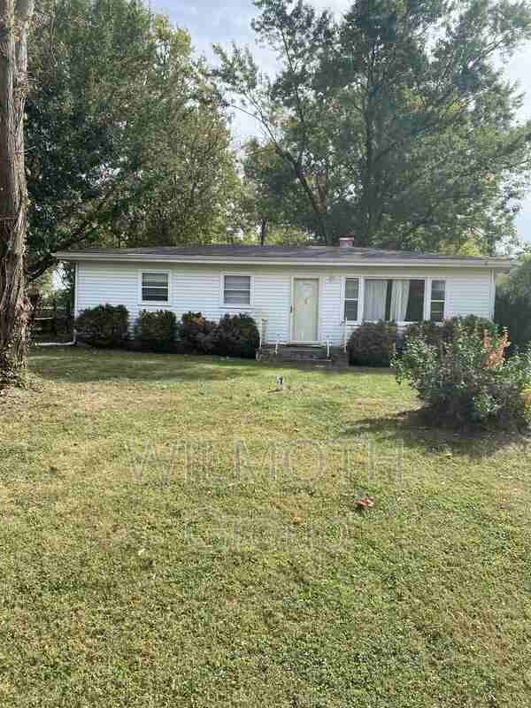 6753 E 16th St - Photo 2 of 17