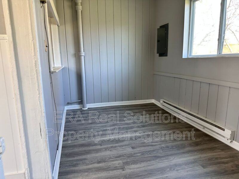 737 Bourbon St #737C - Photo 5 of 13