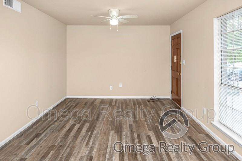 139 Foust Ct #135 - Photo 5 of 22