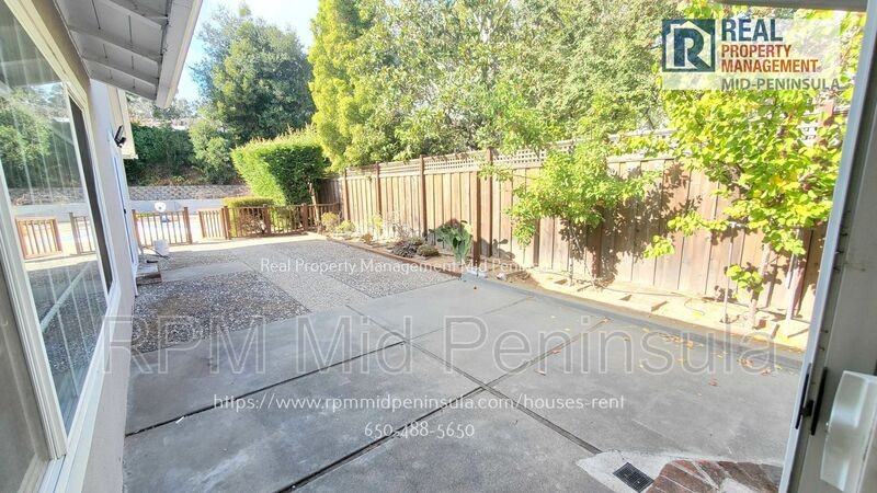 211 Marcella Way - Photo 2 of 15