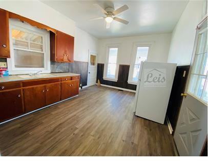 501 Euclid Avenue - Photo 3 of 12