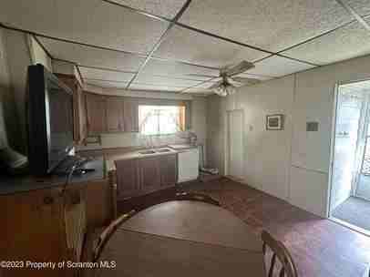 211 Gould Street - Photo 3 of 20