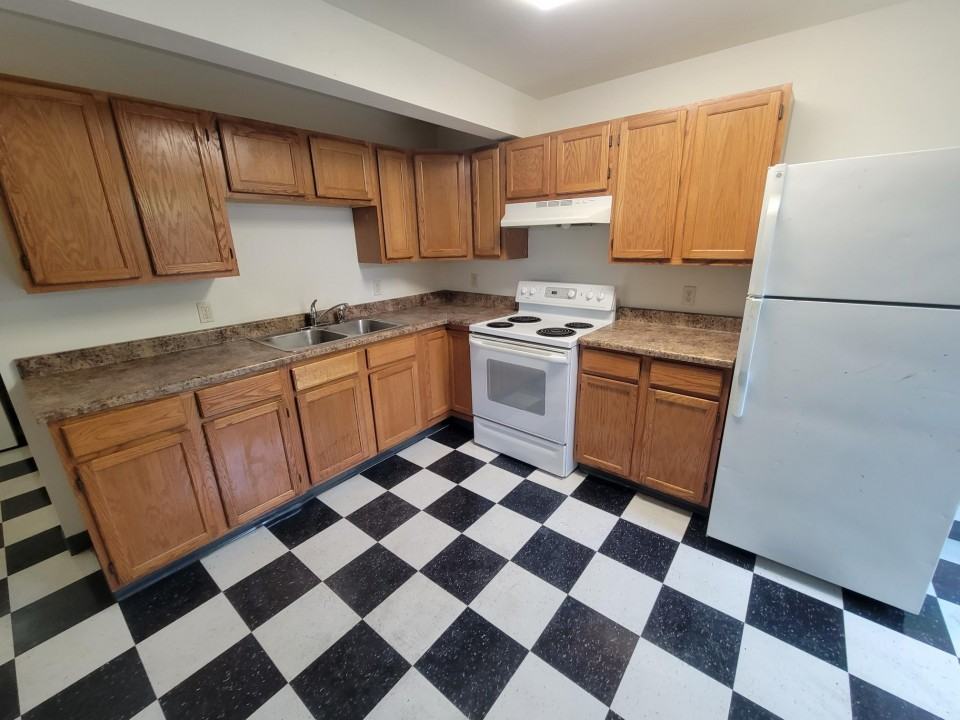 3211 State Ave #2 - Photo 3 of 7