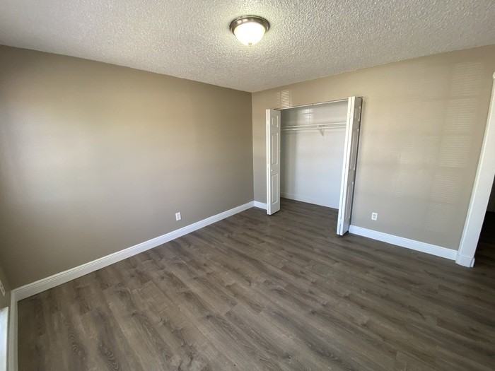 1318 E Pine Ave - Photo 3 of 40