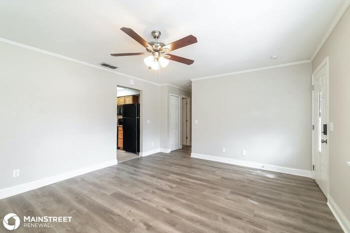 6455 Creation St - Photo 3 of 16